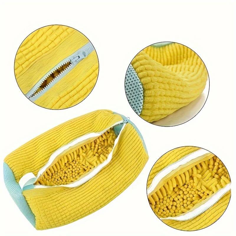 Microfiber washing bag for shoes with included stretchers