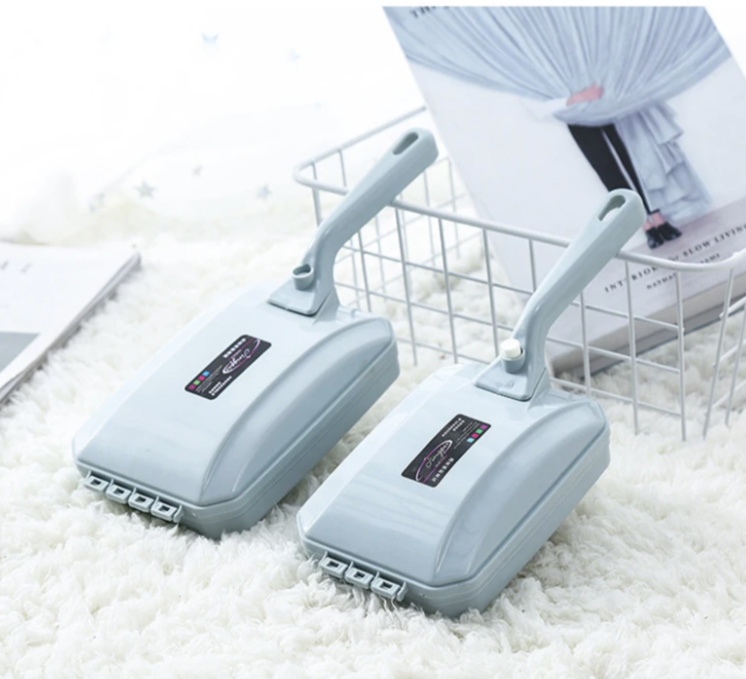 Balayeuse de Tapis TurboBroom avec Collecteur de Déchets