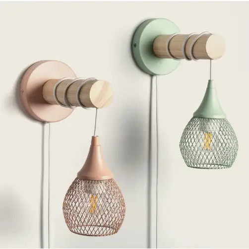 Applique Murale Élégance en Bois et Métal Design
