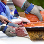 Metallic Glove ProtectoMain: Optimized Safety and Comfort