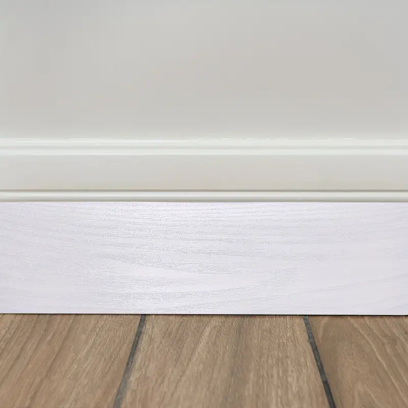 Self-adhesive Wall Baseboards for an Easy Wall Style
