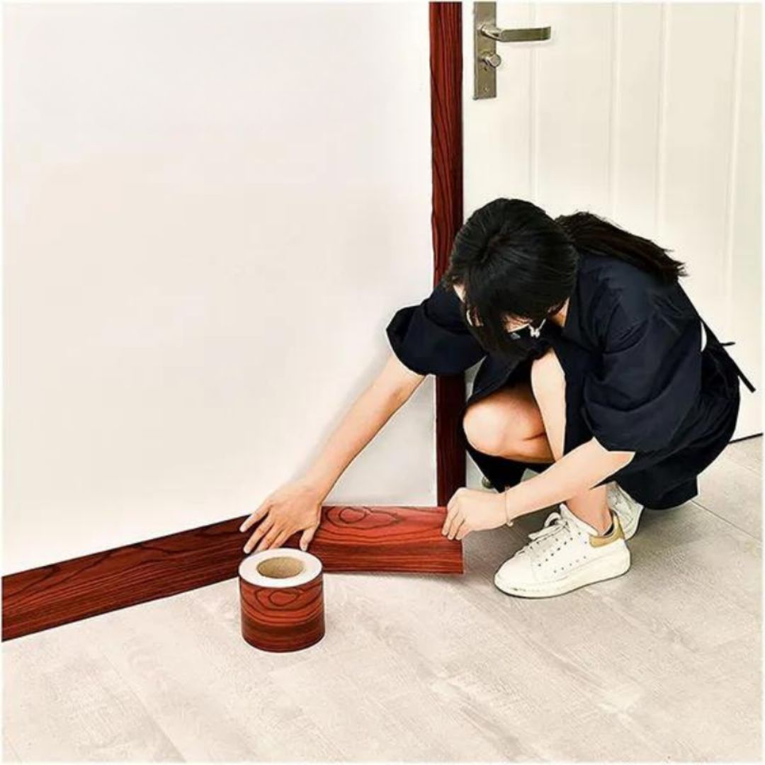 Self-adhesive Wall Baseboards for an Easy Wall Style