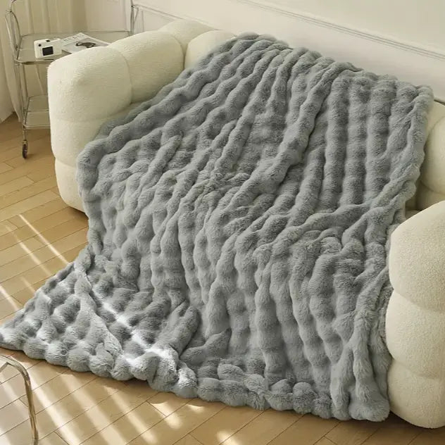 Warm and fluffy cover for optimal comfort in French