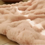 Warm and fluffy cover for optimal comfort in French