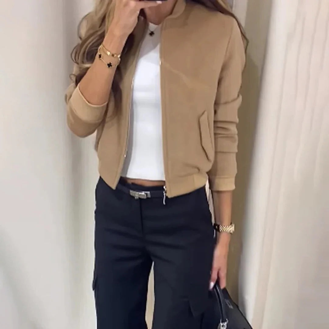 Chic Women's Jacket - Elegance and Comfort