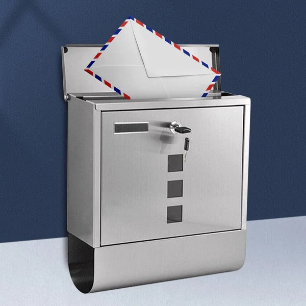 Wall-mounted metal mailbox, lockable, sturdy