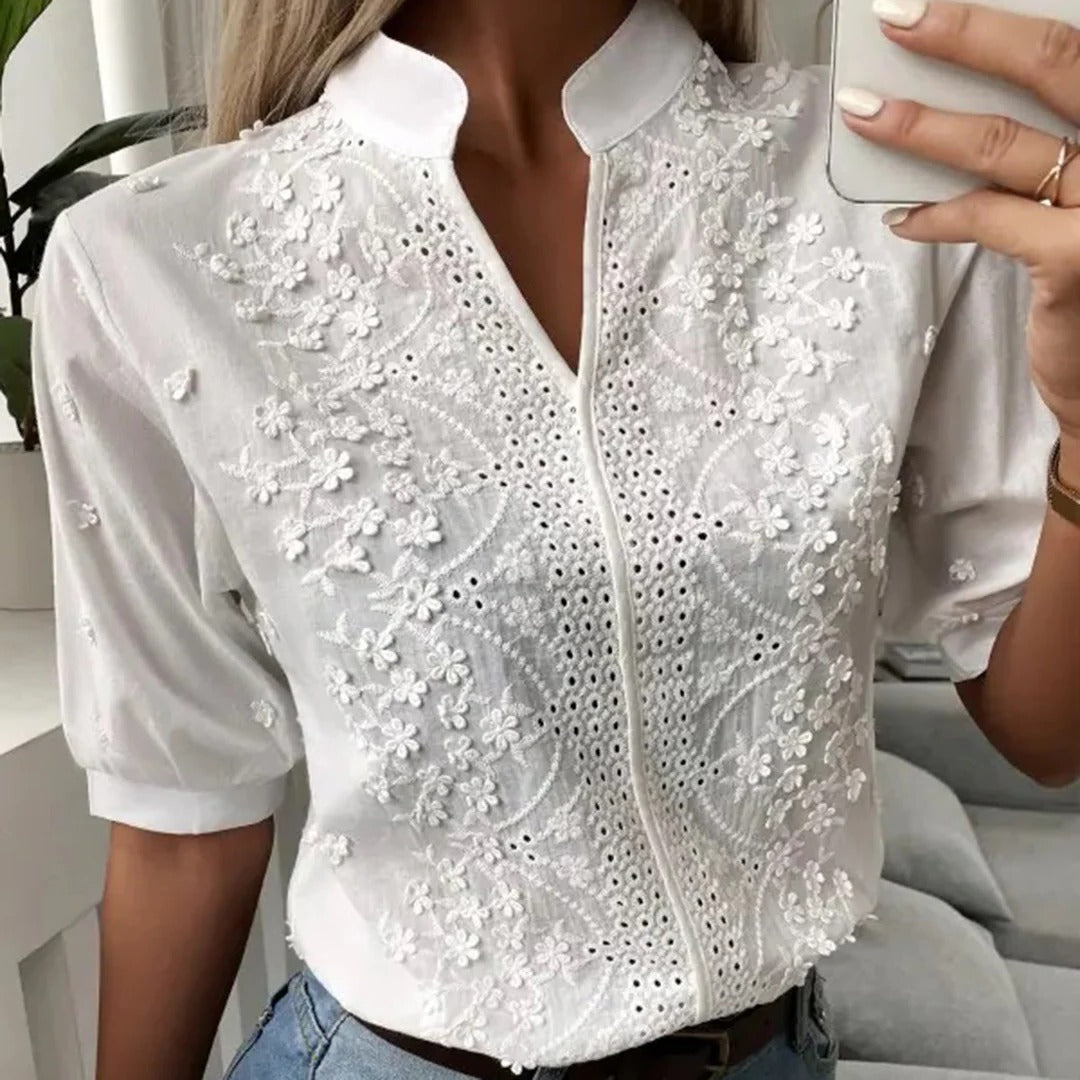 Chic Blouse