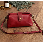 Elegant Compact Retro Chic Shoulder Bag